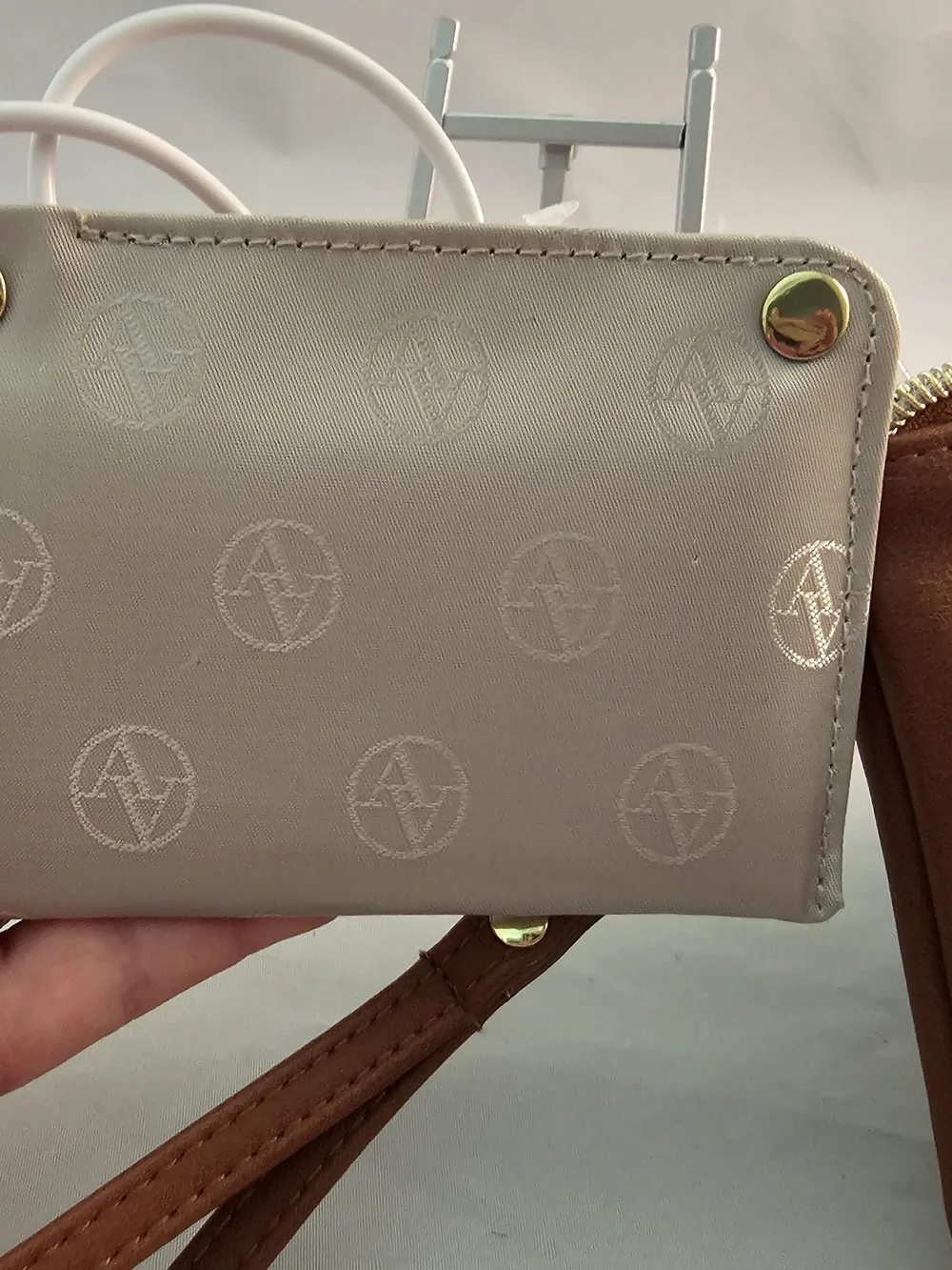 Adrienne Vittadini Wristlet Clutch With Phone Charger